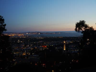 Berkeley bei Nacht