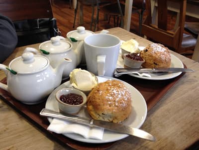 Cream and Tea in einem britischen Café