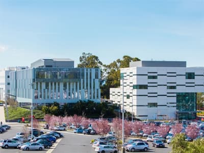 Student Administration und Student & Faculty Support Gebäude auf dem Campus der CSU EB