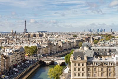 Blick von Notre Dame über Paris (Frankreich)