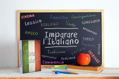 Tafel mit Aufschrift "Imparare l'Italiano"
