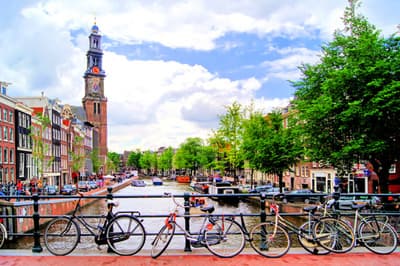 Prinsengracht und Westerkerk in Amsterdam (Niederlande)